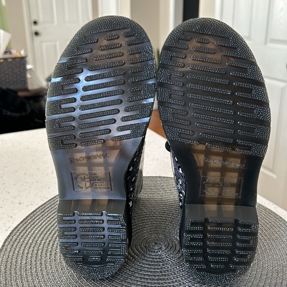 NWOT- Dr. Marten 1460 WOMEN'S LEOPARD SMOOTH LEATHER LACE UP BOOTS Size 6 - Picture 8 of 8